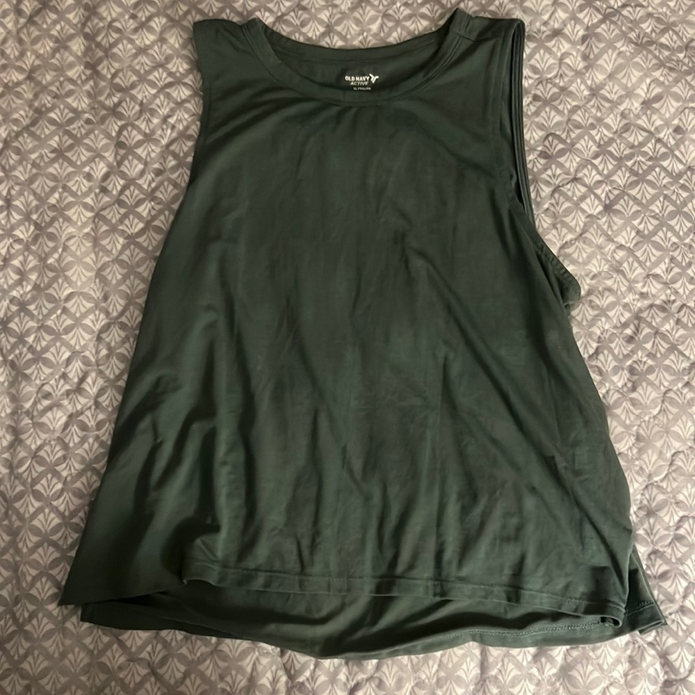 Old Navy tank size small